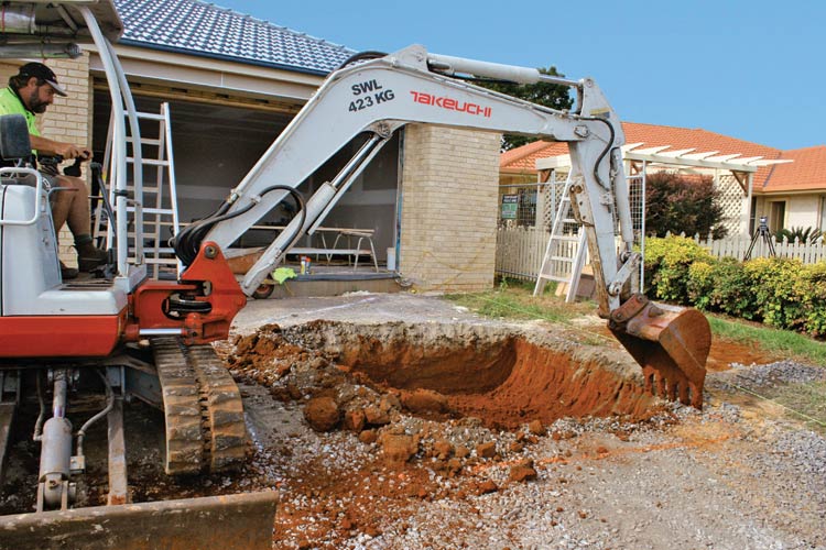 digging-hole-for-underground-water-tank