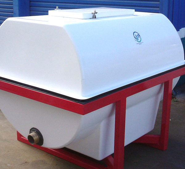 water transport and spray tanks